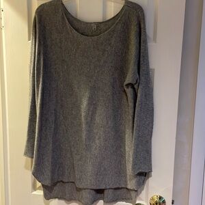 Halogen Nordstrom 100% Gray Cashmere sweater in size XL